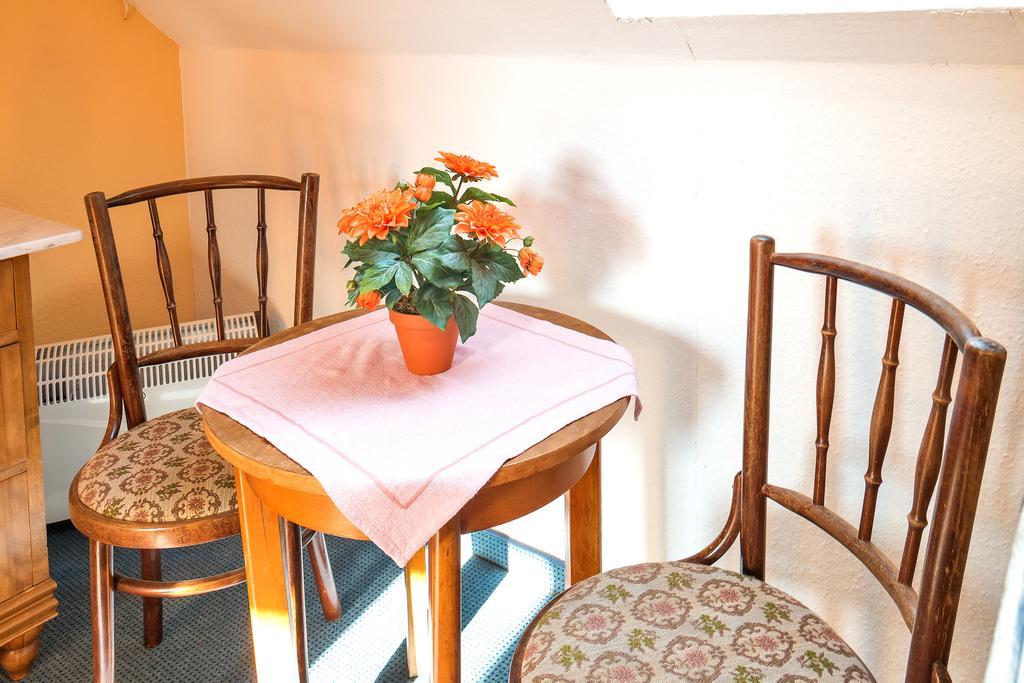 Hotel Zum Lieben Augustin Meersburg Cameră foto