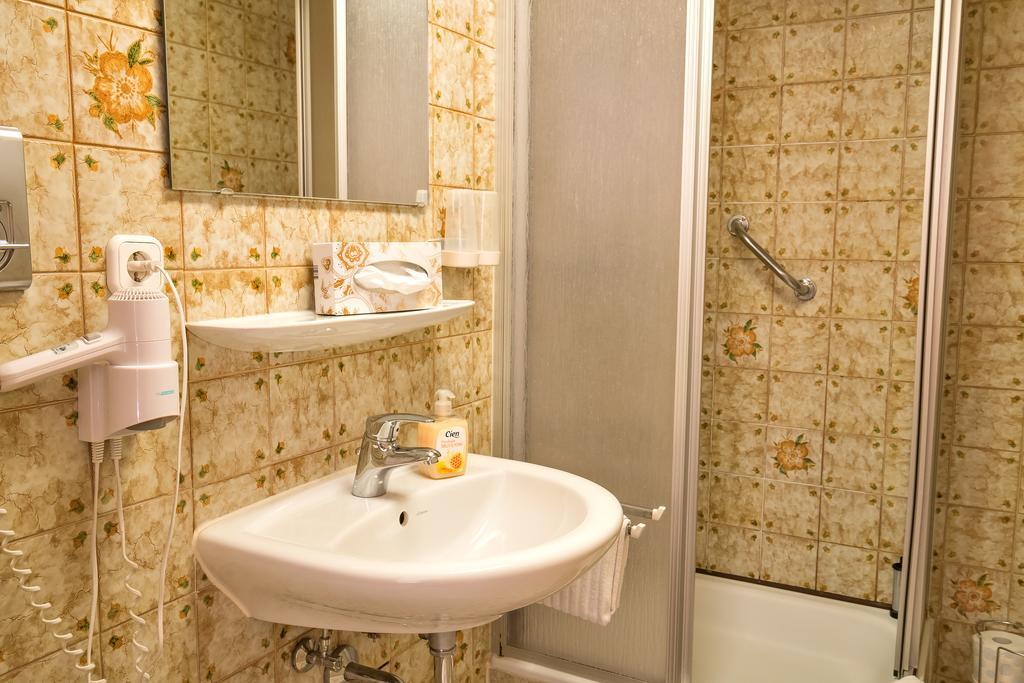 Hotel Zum Lieben Augustin Meersburg Cameră foto